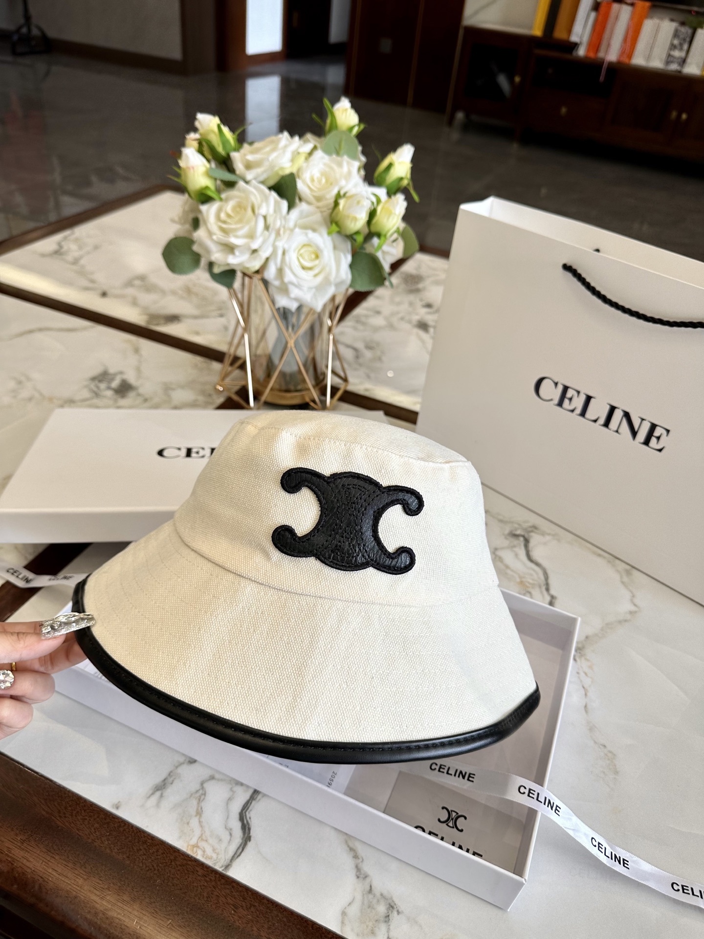 celine hat model 32
